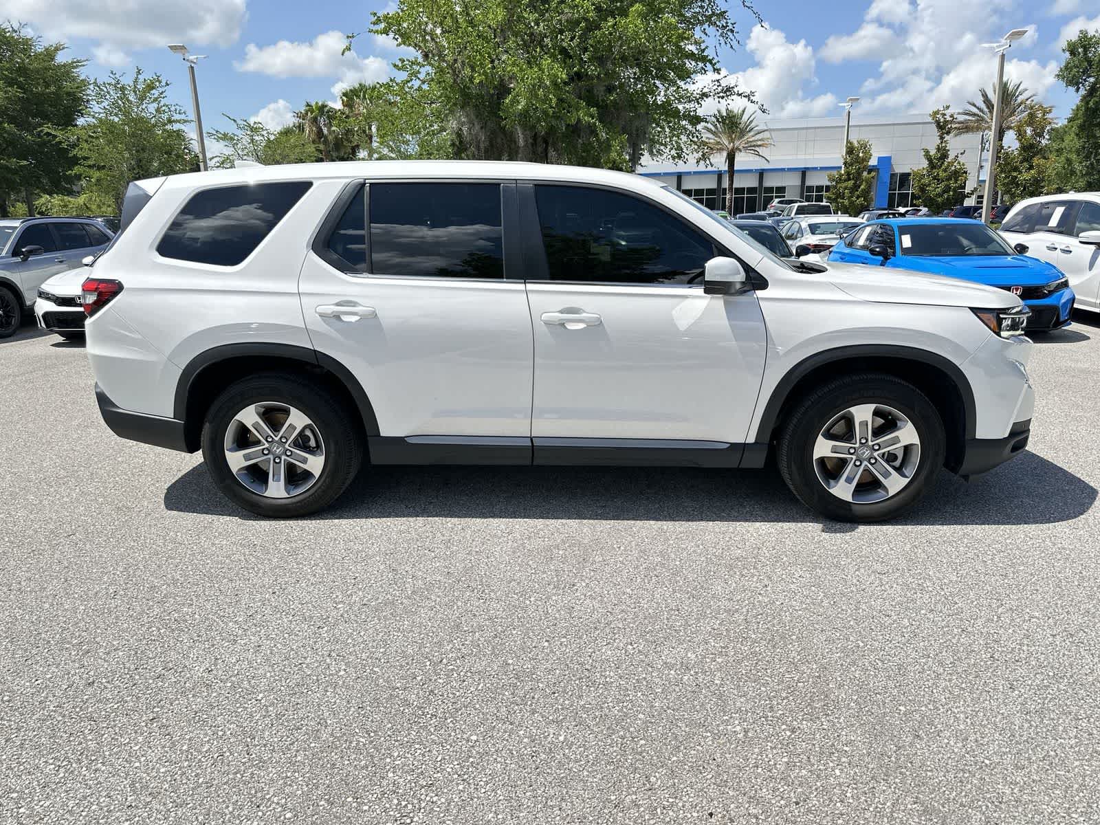 Thumbnail: 2025 Honda Pilot - 7