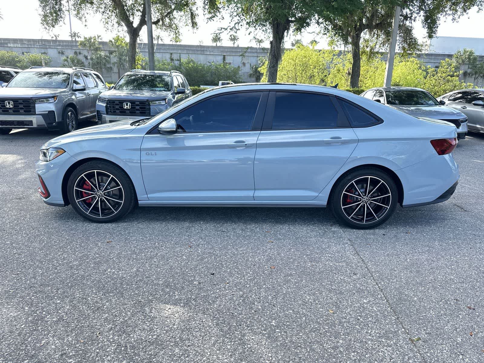 Thumbnail: 2025 Volkswagen Jetta - 3