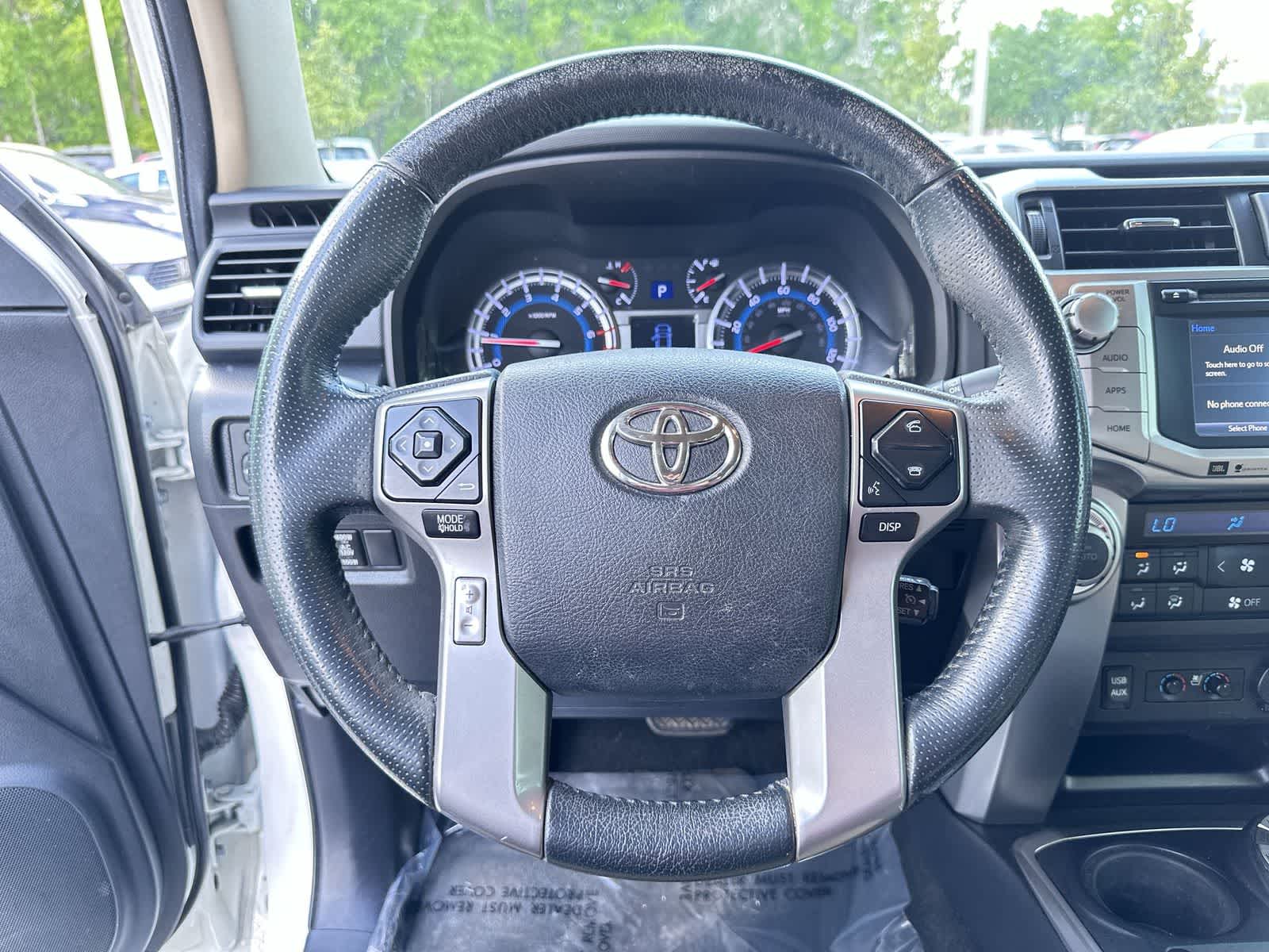 Thumbnail: 2016 Toyota 4Runner - 18