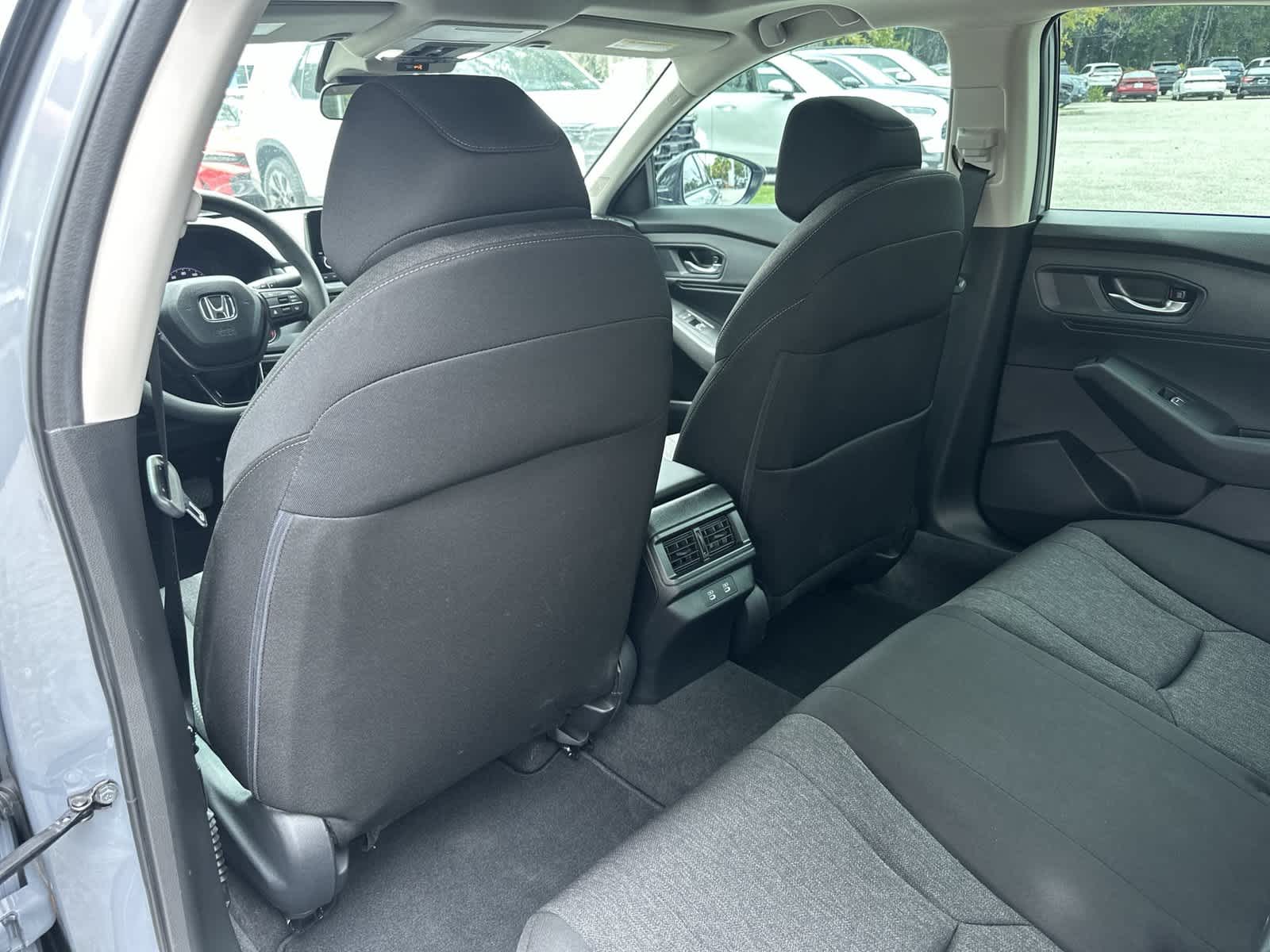 2025 Honda Accord SE - Photo 14