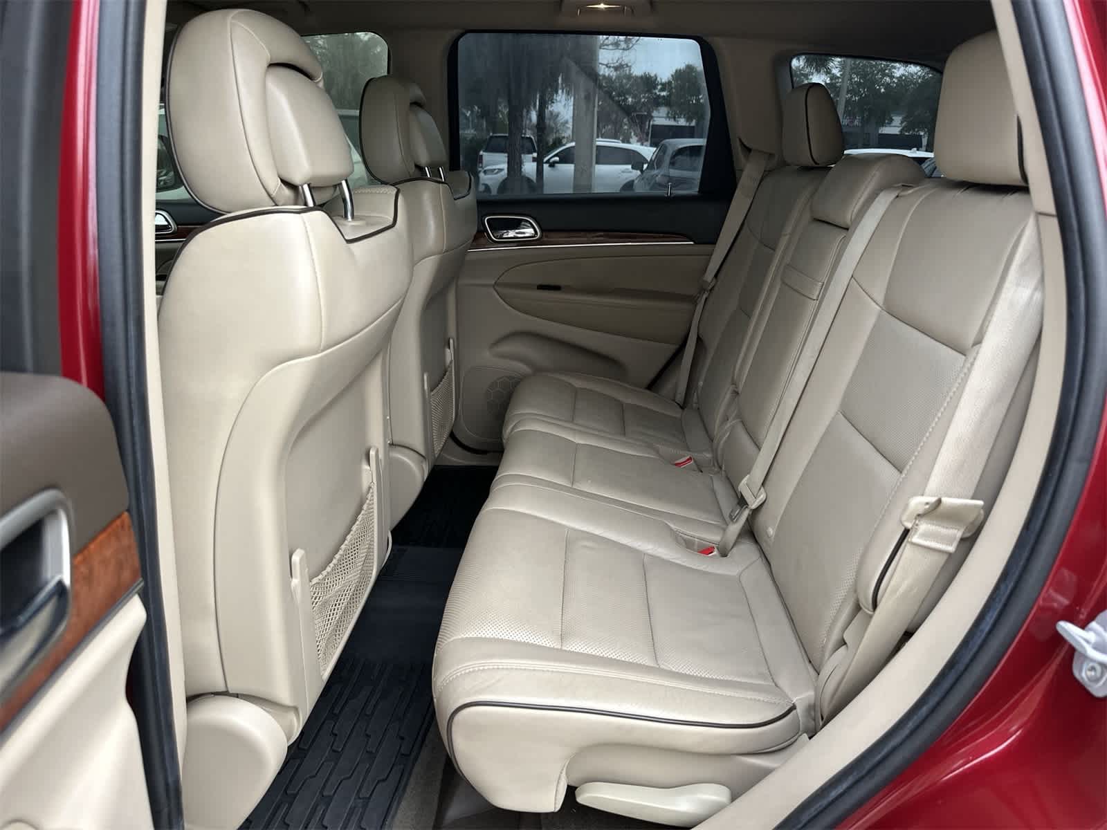 Thumbnail: 2012 Jeep Grand Cherokee - 15