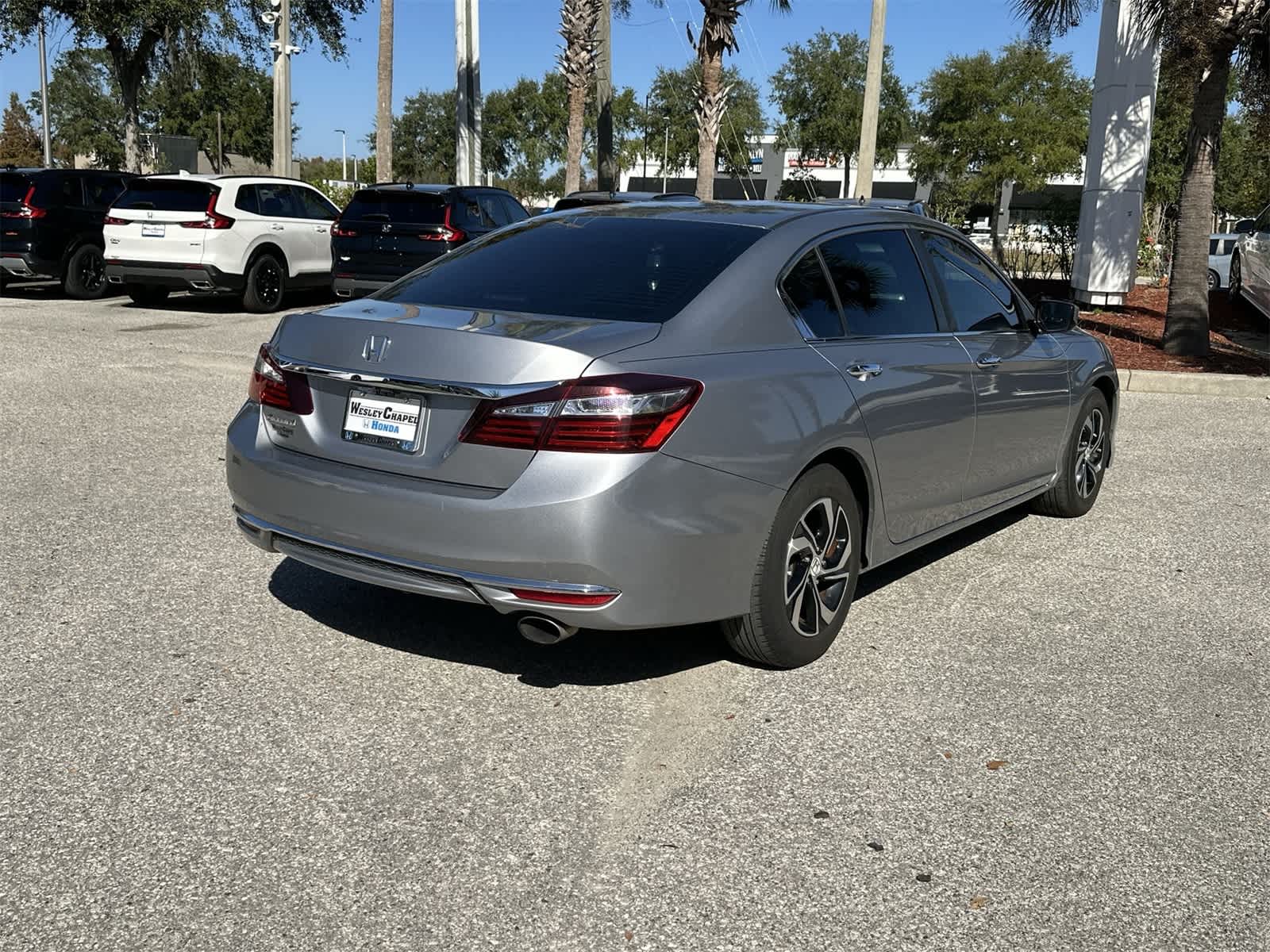 Thumbnail: 2017 Honda Accord - 6