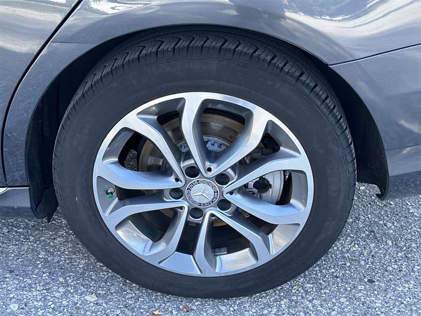 Thumbnail: 2015 Mercedes-Benz C-Class - 12