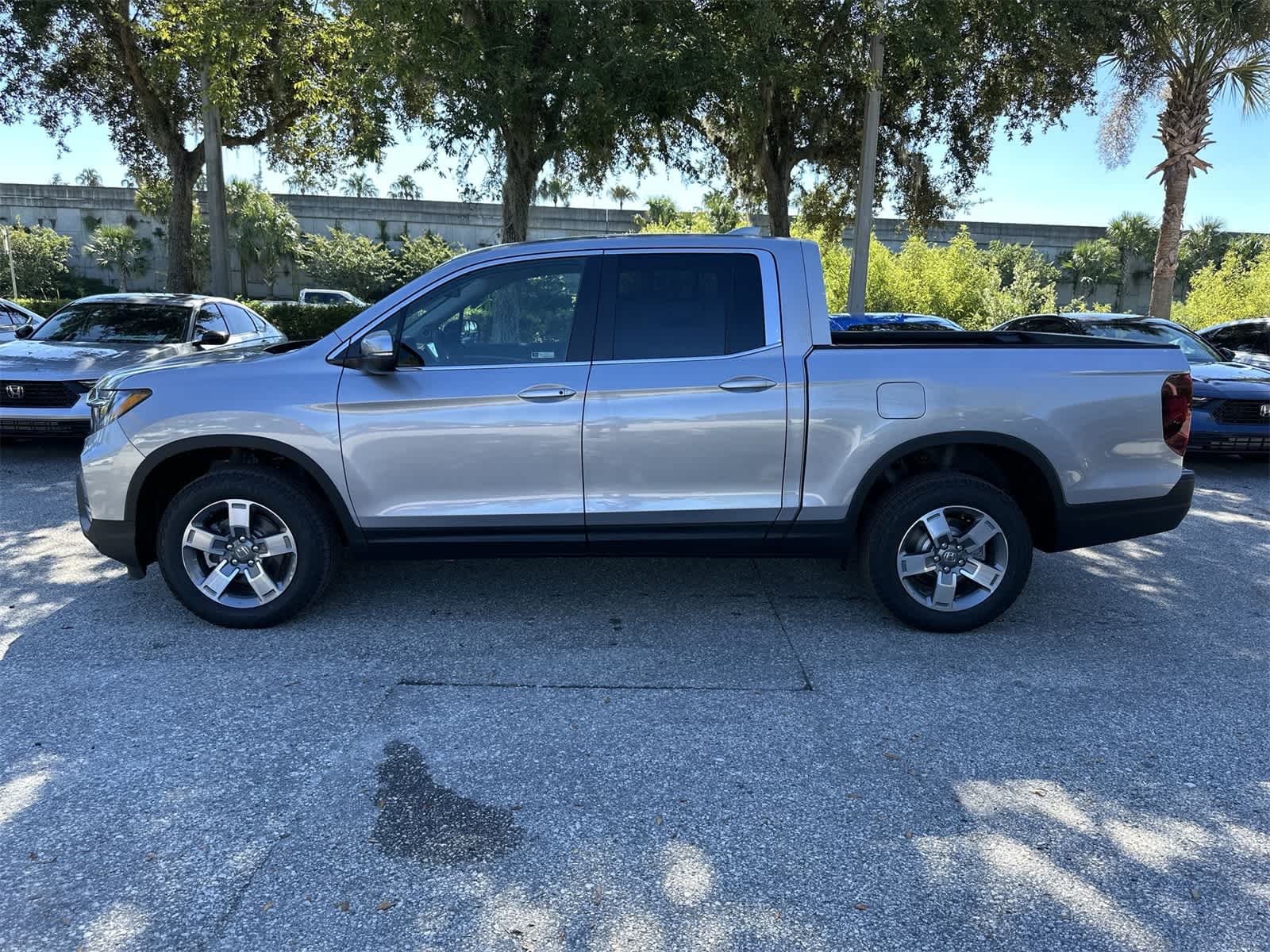 Thumbnail: 2025 Honda Ridgeline - 3