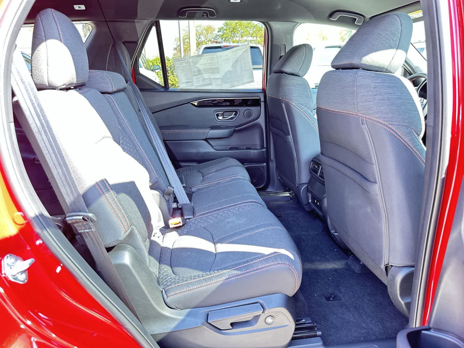 Thumbnail: 2026 Honda Pilot - 16