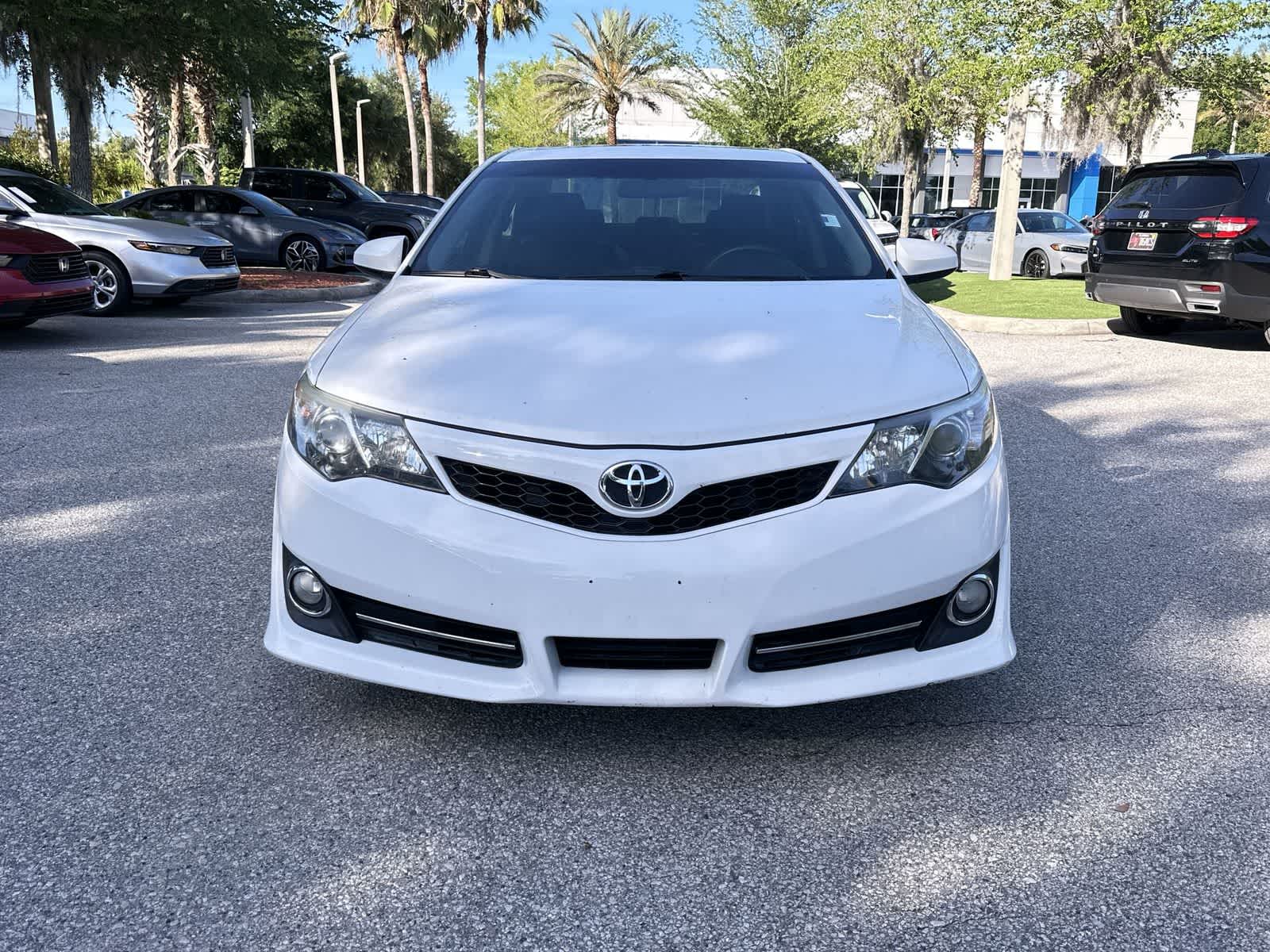 Thumbnail: 2013 Toyota Camry - 9