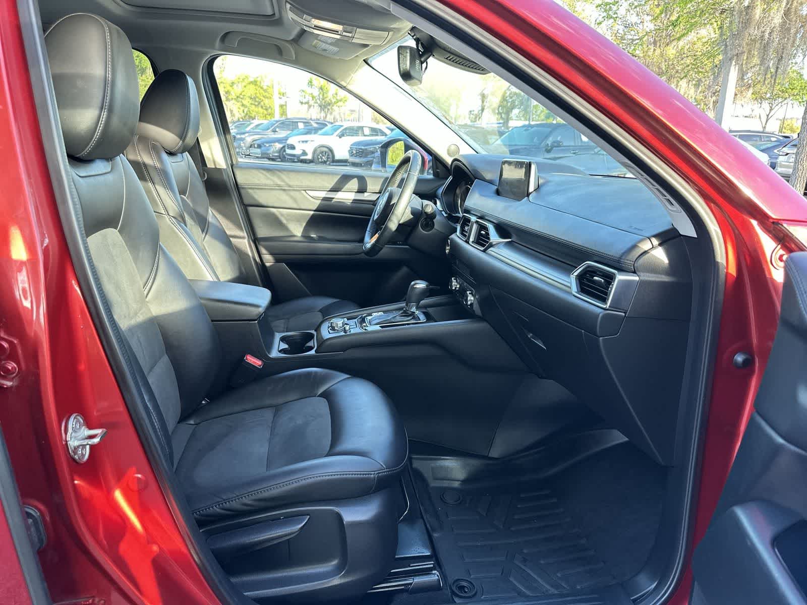 Thumbnail: 2017 Mazda CX-5 - 17