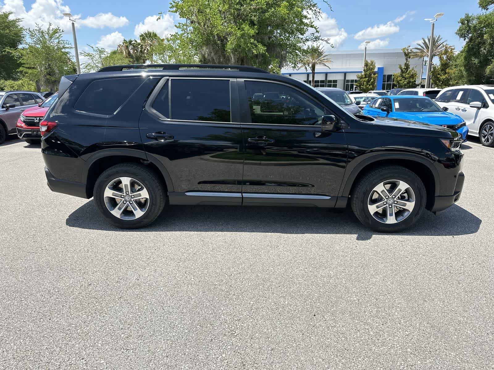 Thumbnail: 2026 Honda Pilot - 7