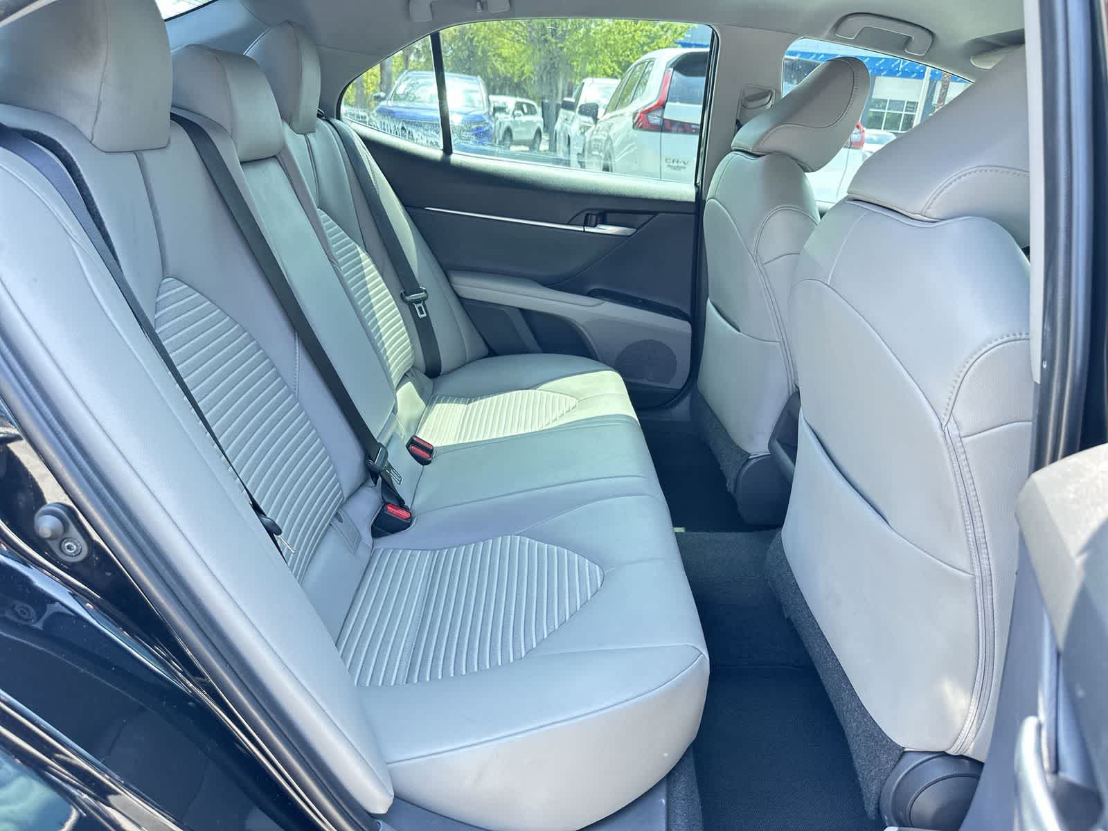 Thumbnail: 2019 Toyota Camry - 16