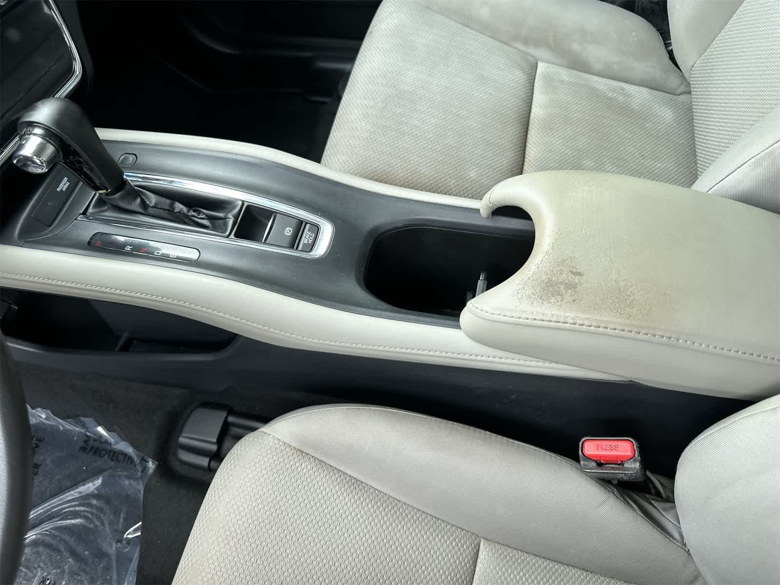 Thumbnail: 2016 Honda HR-V - 19