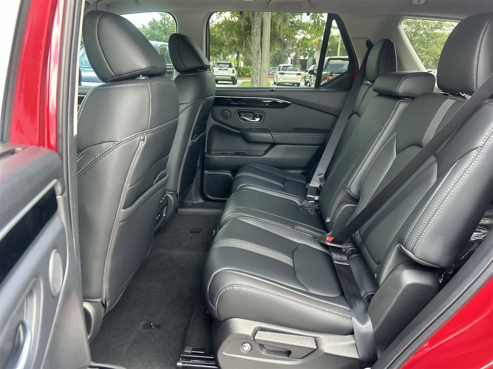 Thumbnail: 2025 Honda Pilot - 15