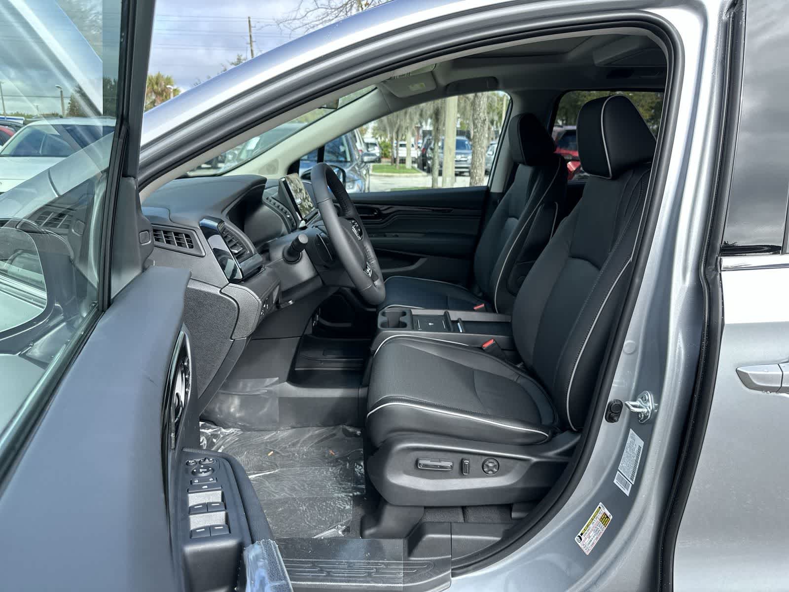 Thumbnail: 2026 Honda Odyssey - 2
