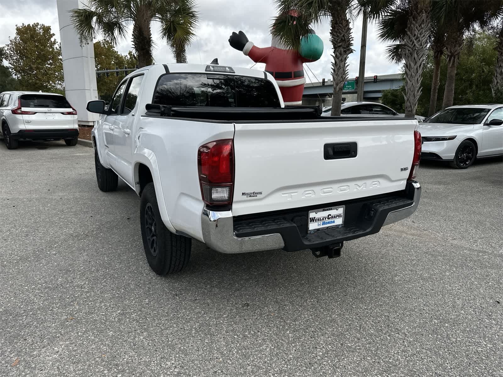 Thumbnail: 2019 Toyota Tacoma - 4