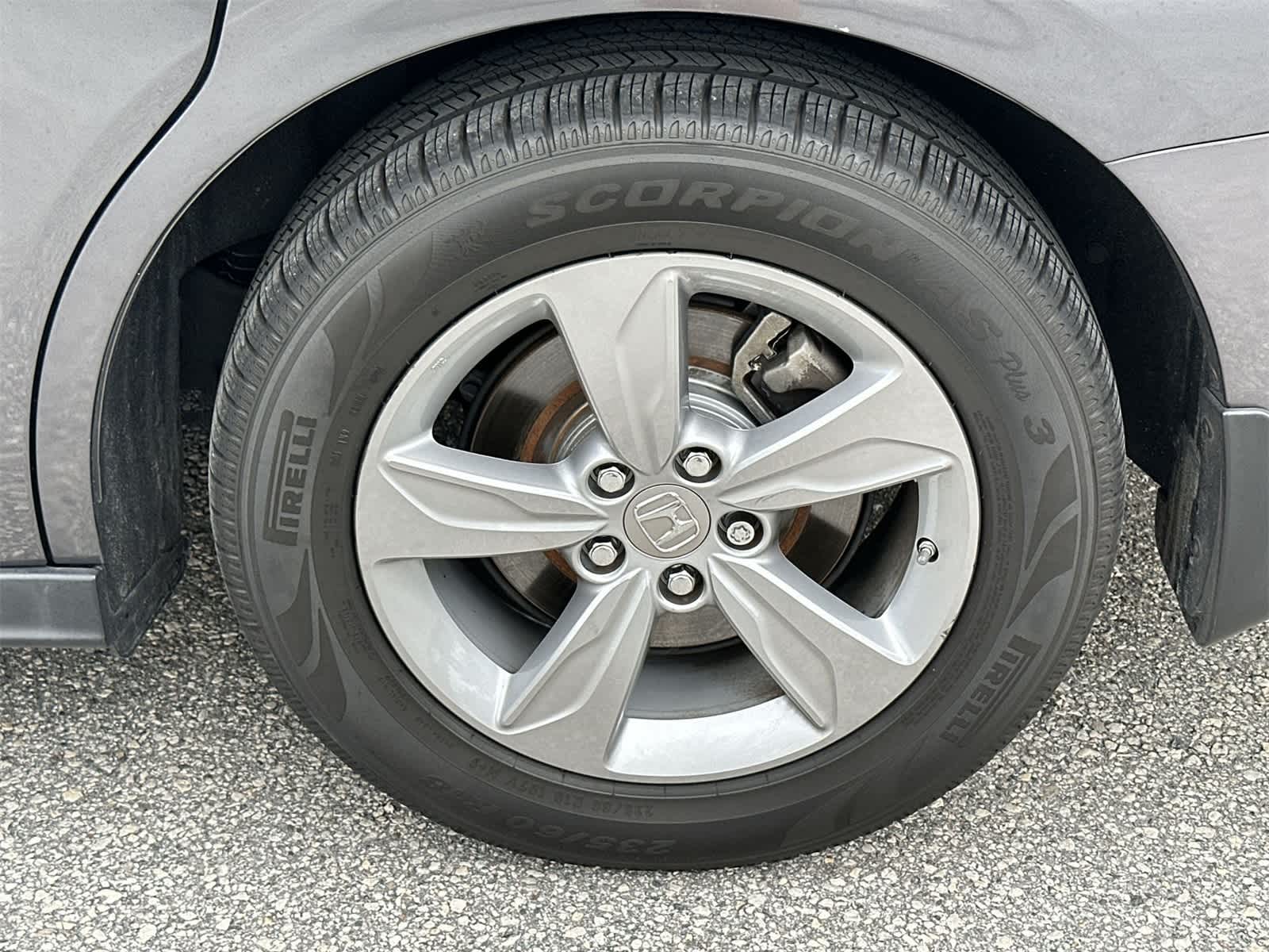 Thumbnail: 2018 Honda Odyssey - 12