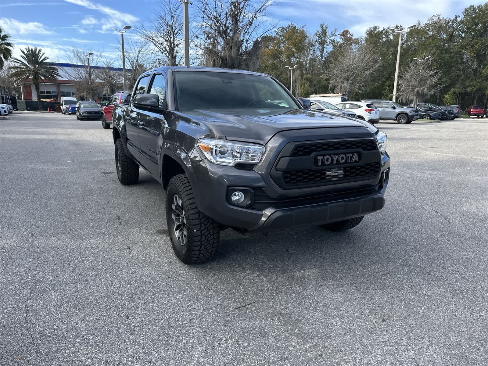 Thumbnail: 2021 Toyota Tacoma - 8
