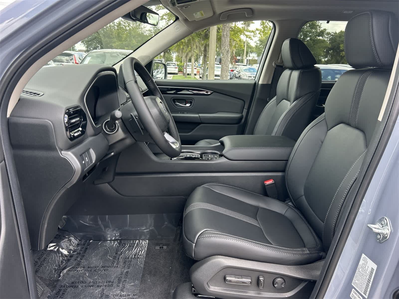 Thumbnail: 2025 Honda Pilot - 13