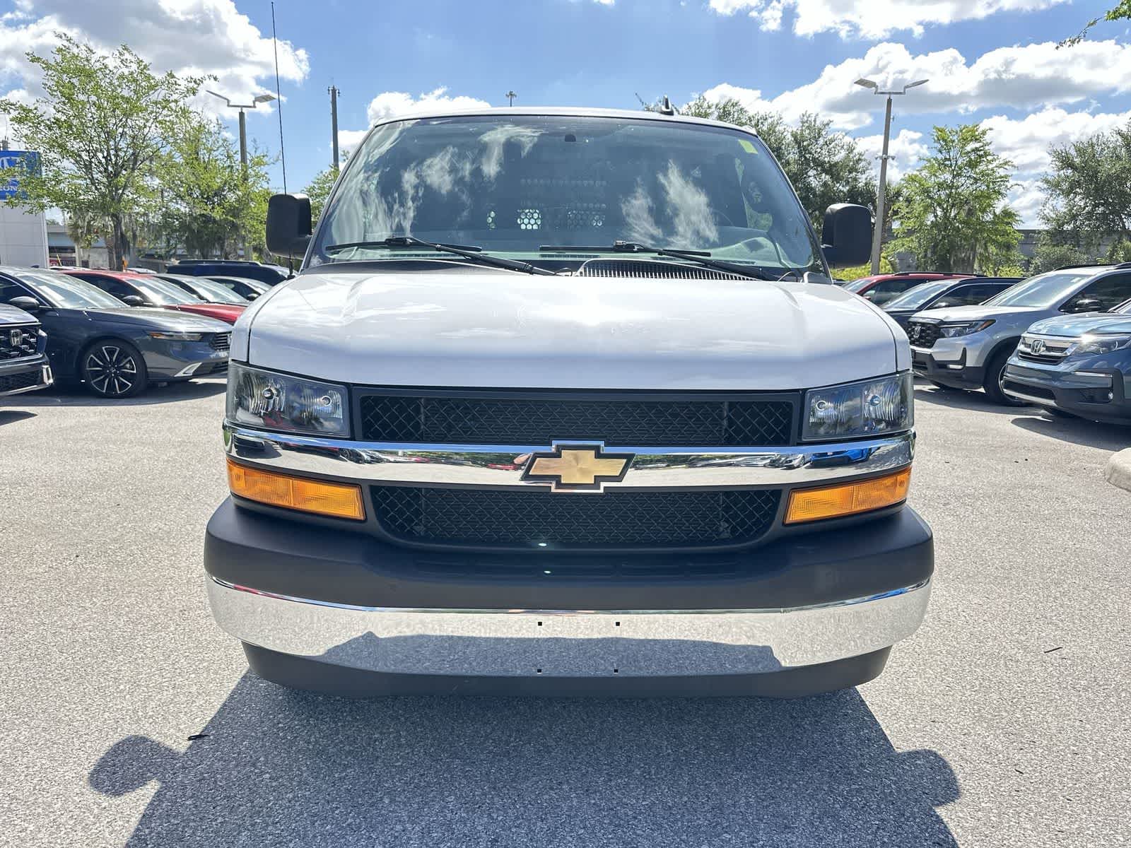Thumbnail: 2024 Chevrolet Express - 9