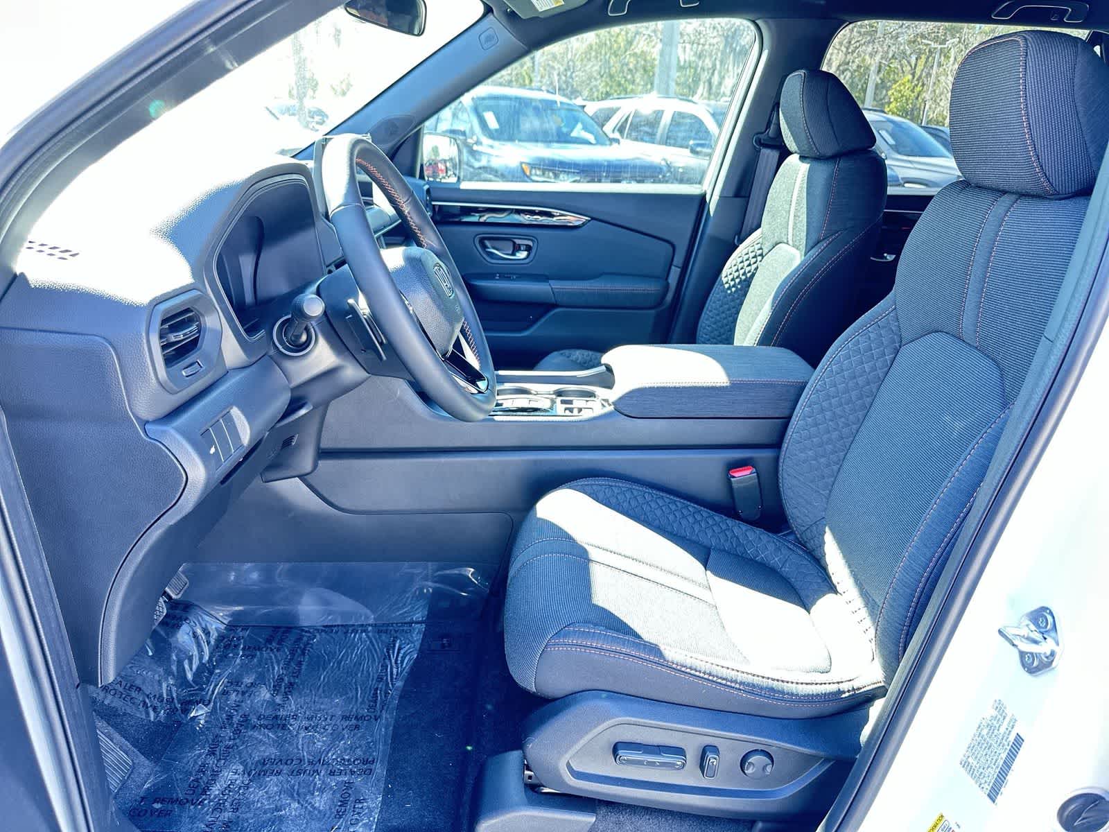 Thumbnail: 2026 Honda Pilot - 13