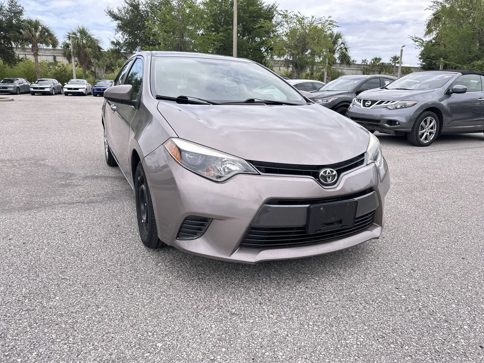 Thumbnail: 2015 Toyota Corolla - 8