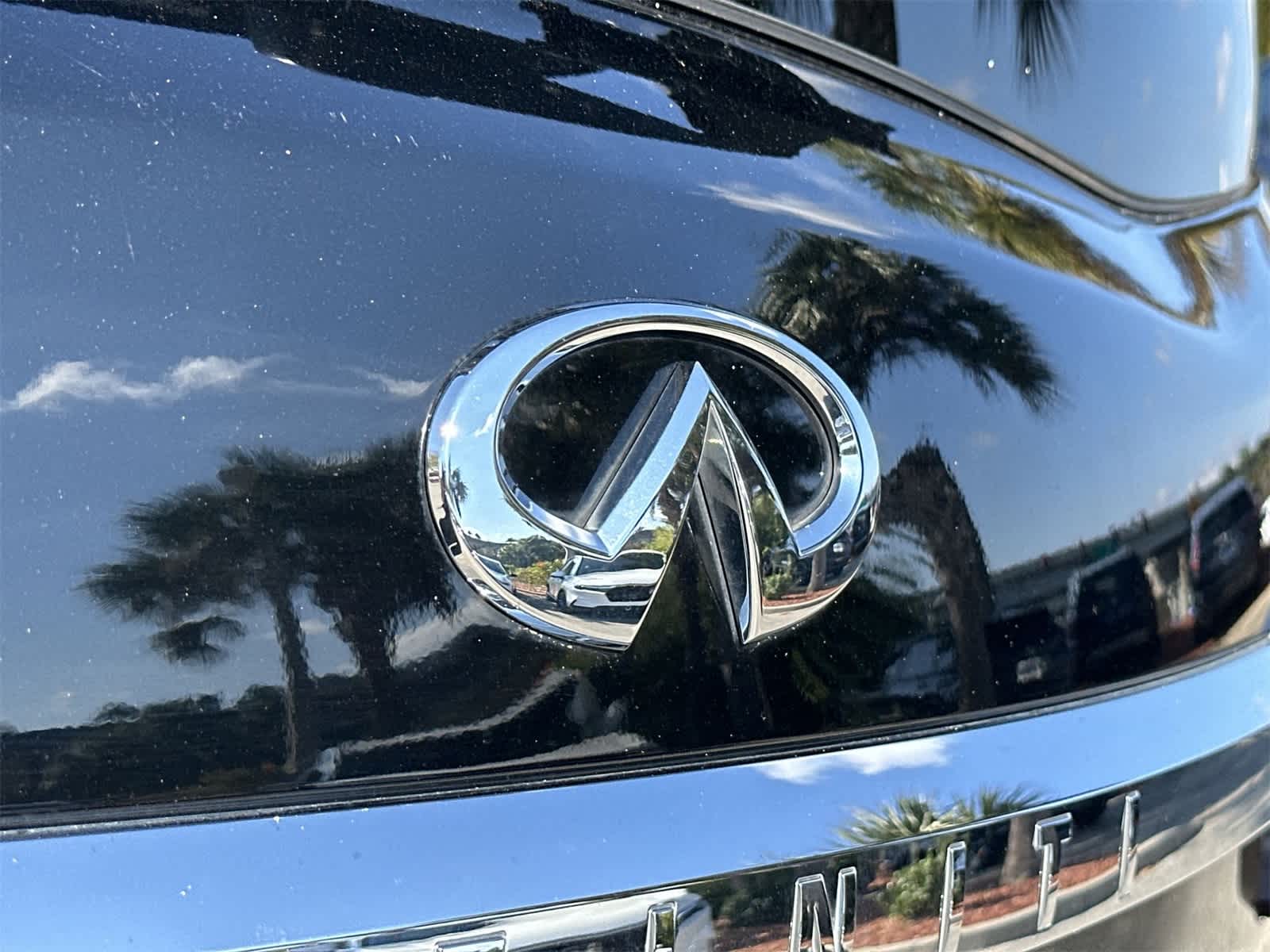 Thumbnail: 2018 INFINITI QX80 - 10