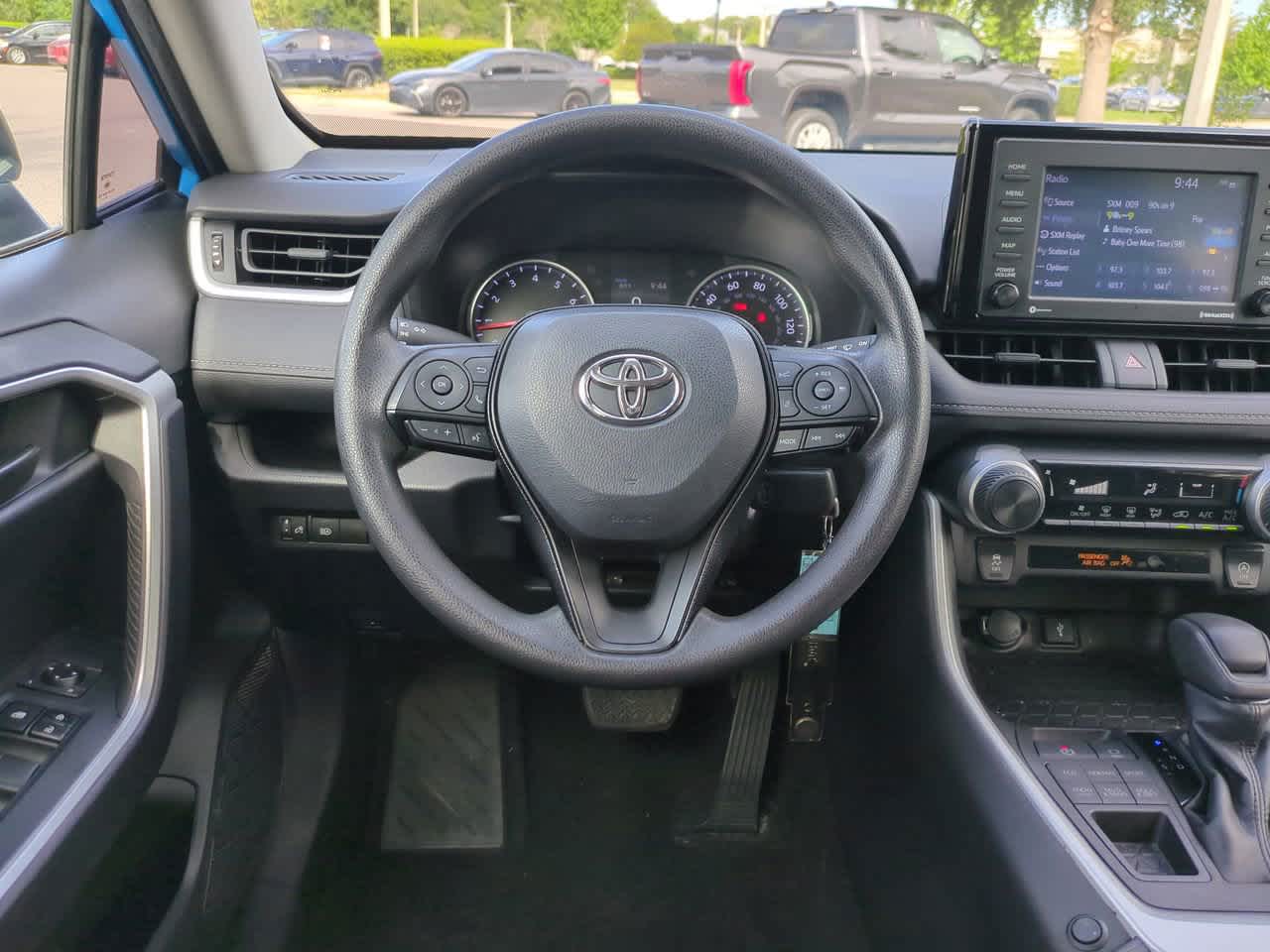 Thumbnail: 2021 Toyota RAV4 - 15