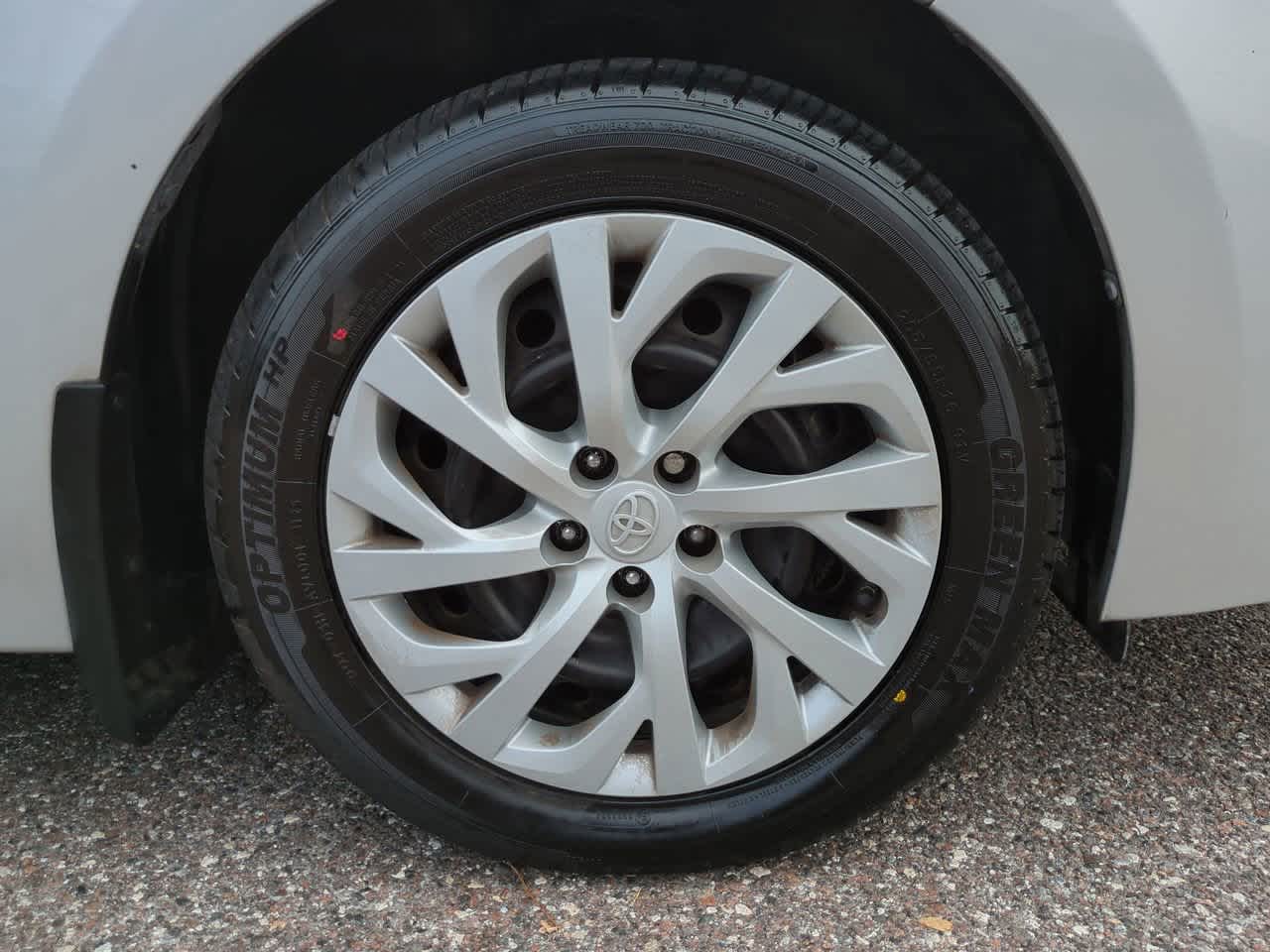 Thumbnail: 2018 Toyota Corolla - 11