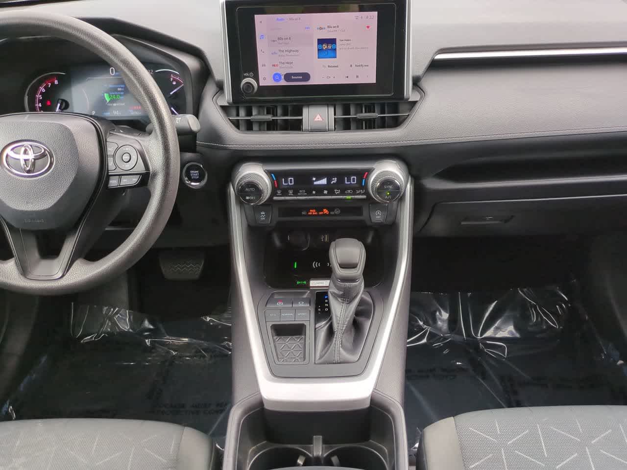 Thumbnail: 2024 Toyota RAV4 - 18