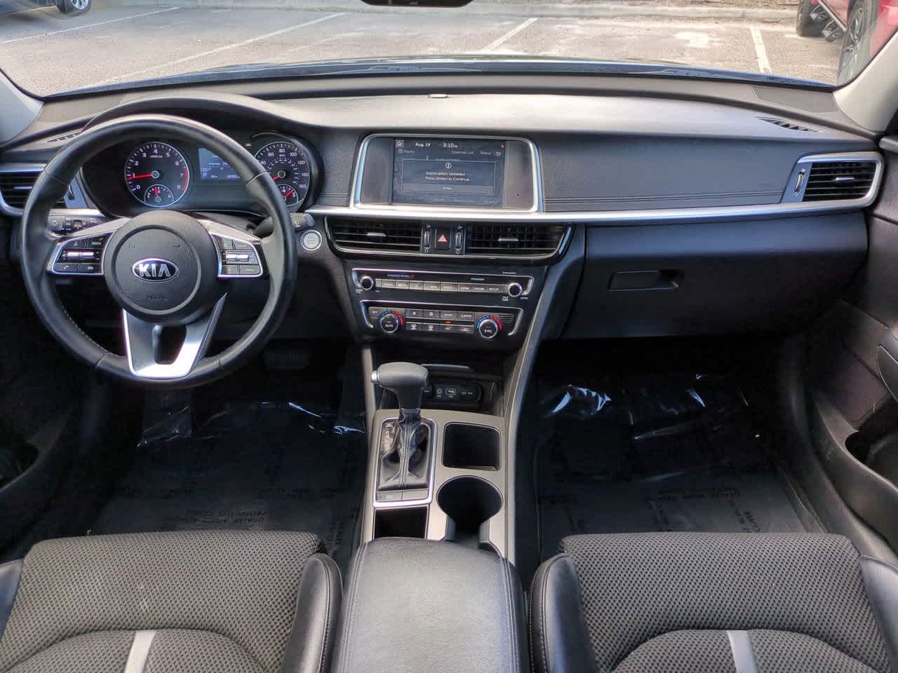 Thumbnail: 2019 Kia Optima - 14