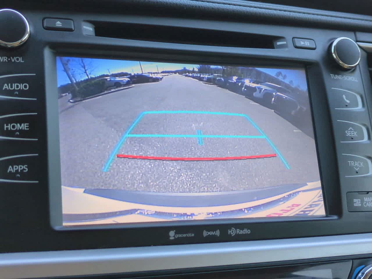 Thumbnail: 2017 Toyota Highlander - 21