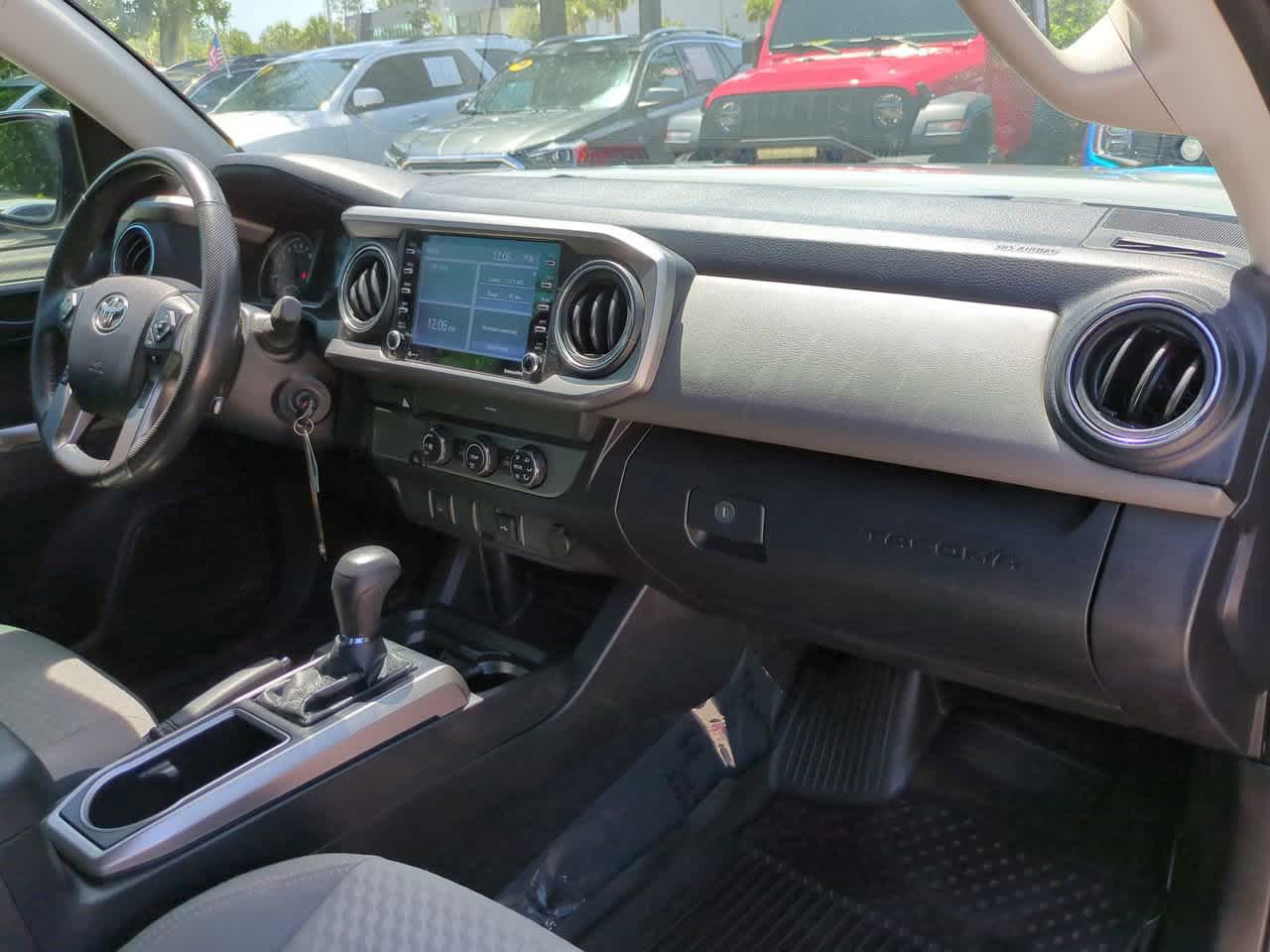 Thumbnail: 2021 Toyota Tacoma - 15