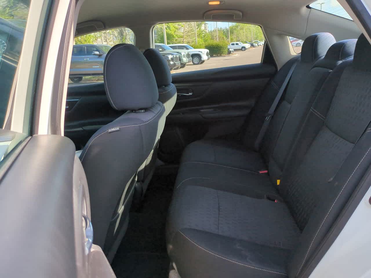 Thumbnail: 2018 Nissan Altima - 13