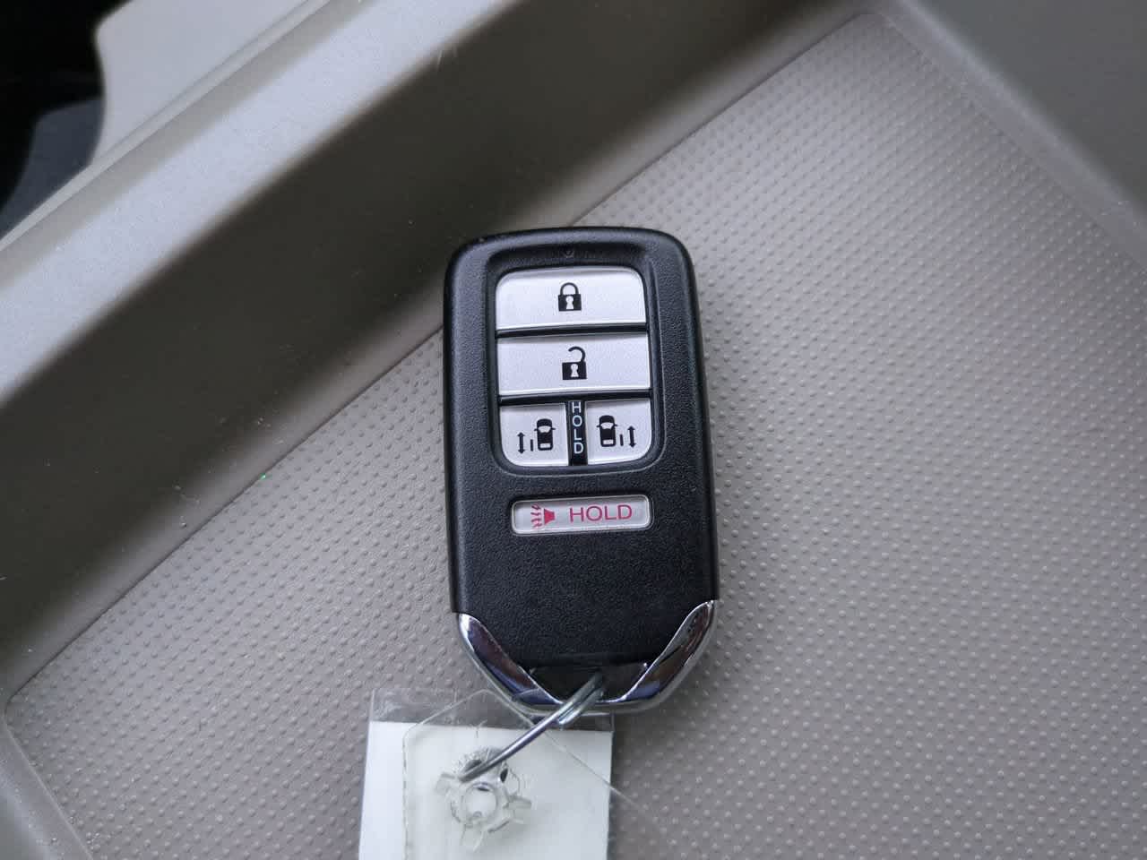 Thumbnail: 2016 Honda Odyssey - 27