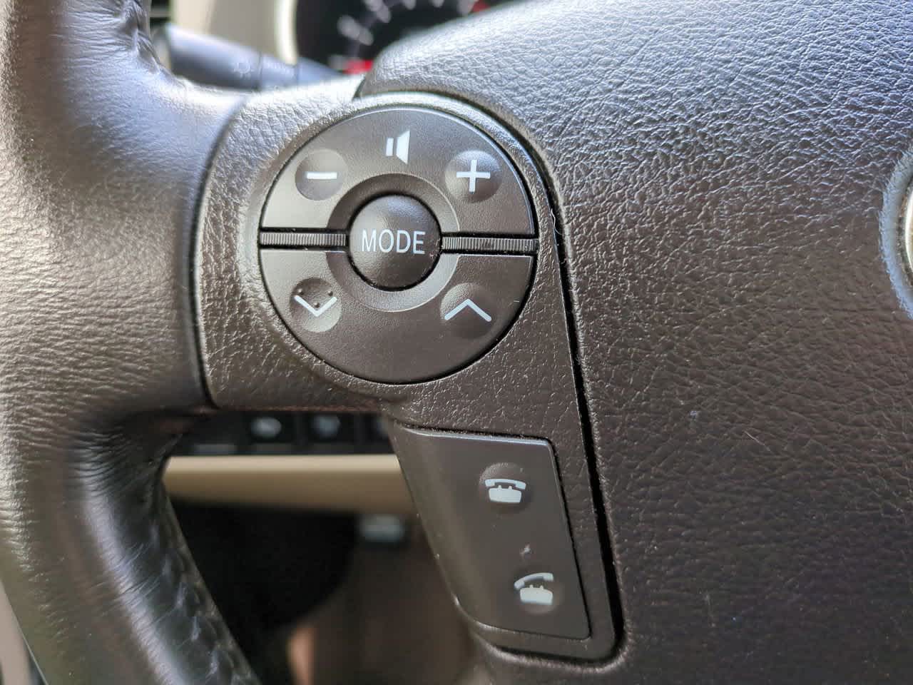 Thumbnail: 2010 Toyota Sequoia - 26