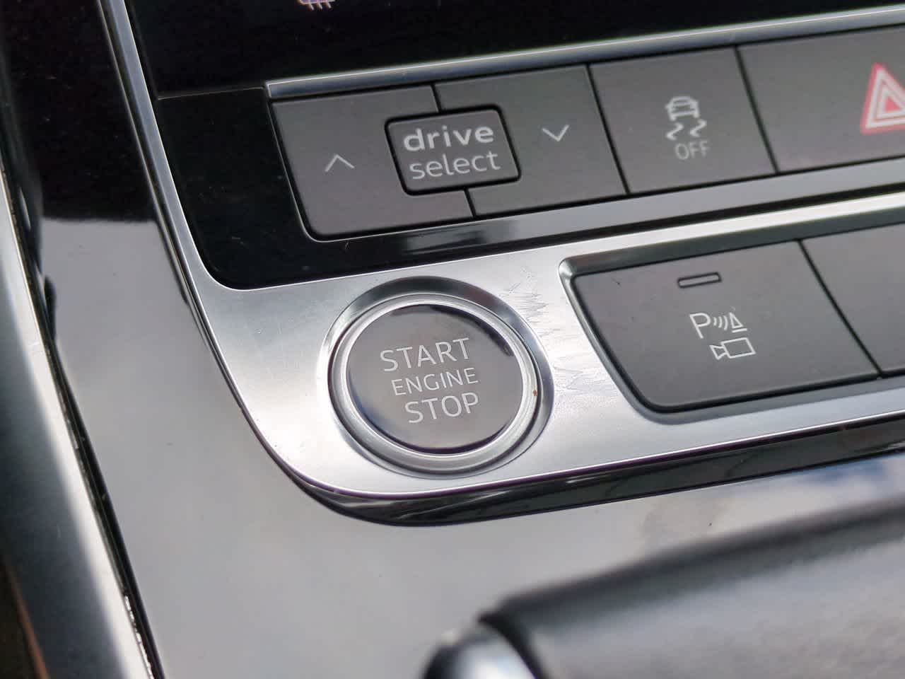 Thumbnail: 2021 Audi Q7 - 28