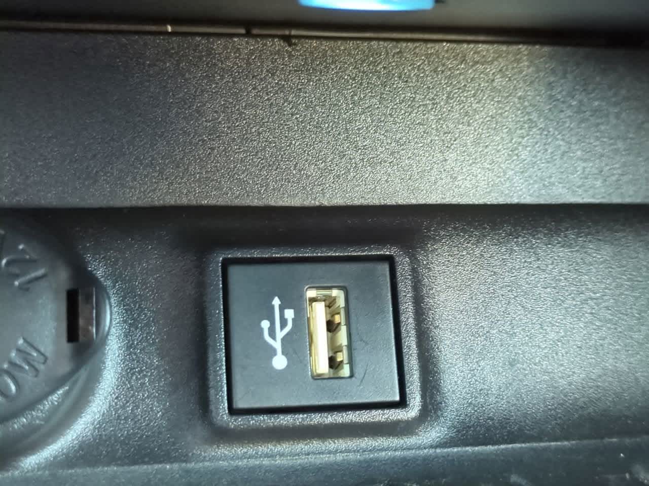 Thumbnail: 2023 Toyota RAV4 - 21