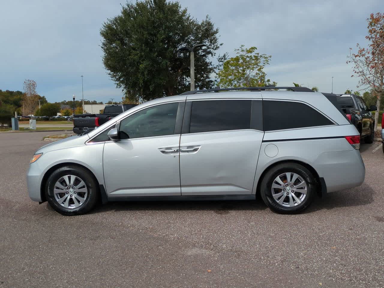 Thumbnail: 2015 Honda Odyssey - 3