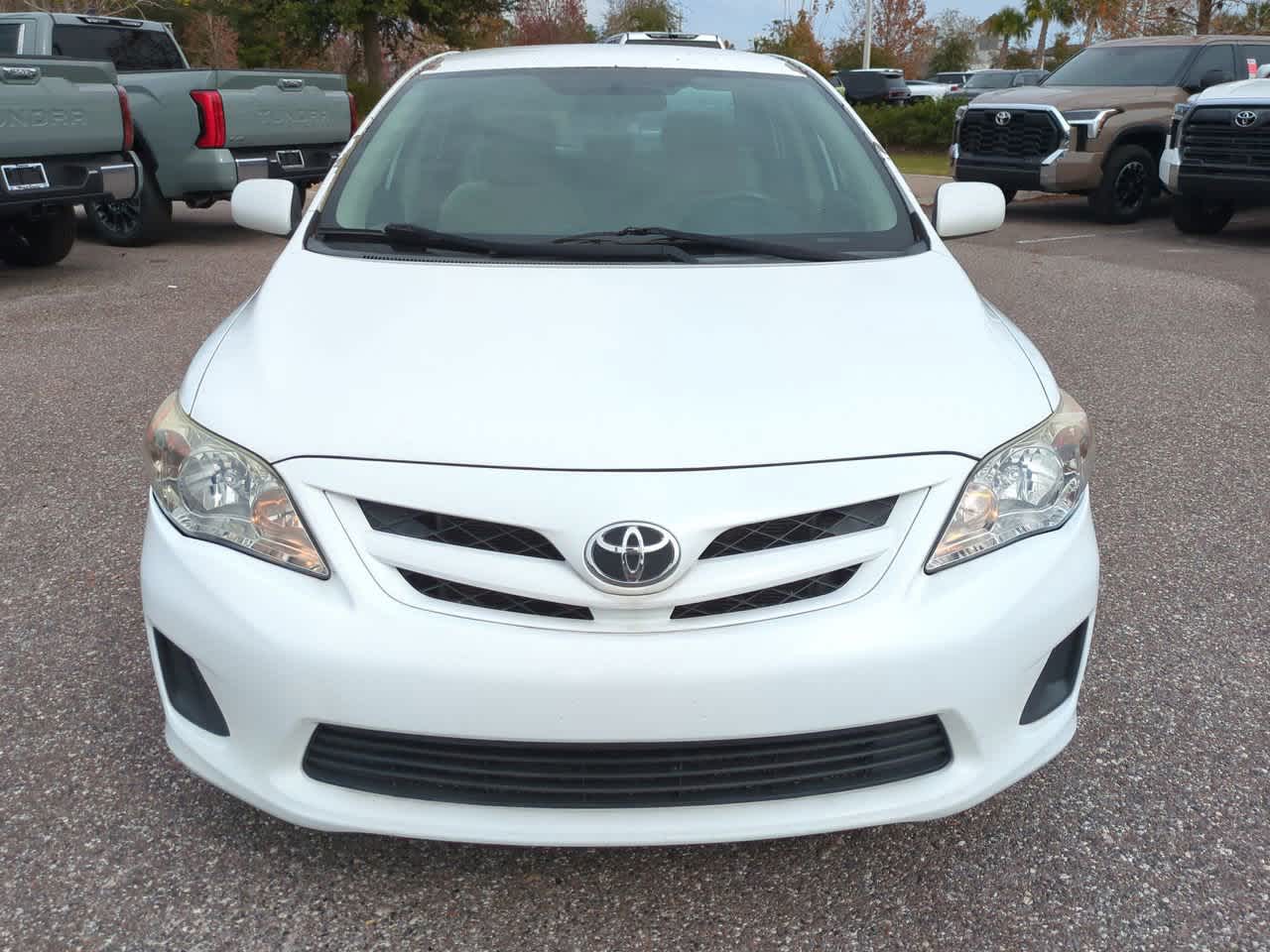 Thumbnail: 2013 Toyota Corolla - 9