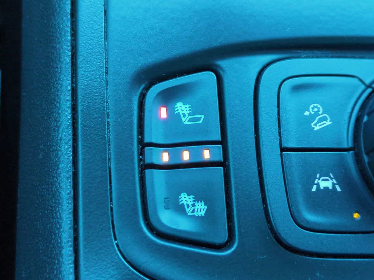 Thumbnail: 2021 GMC Terrain - 21