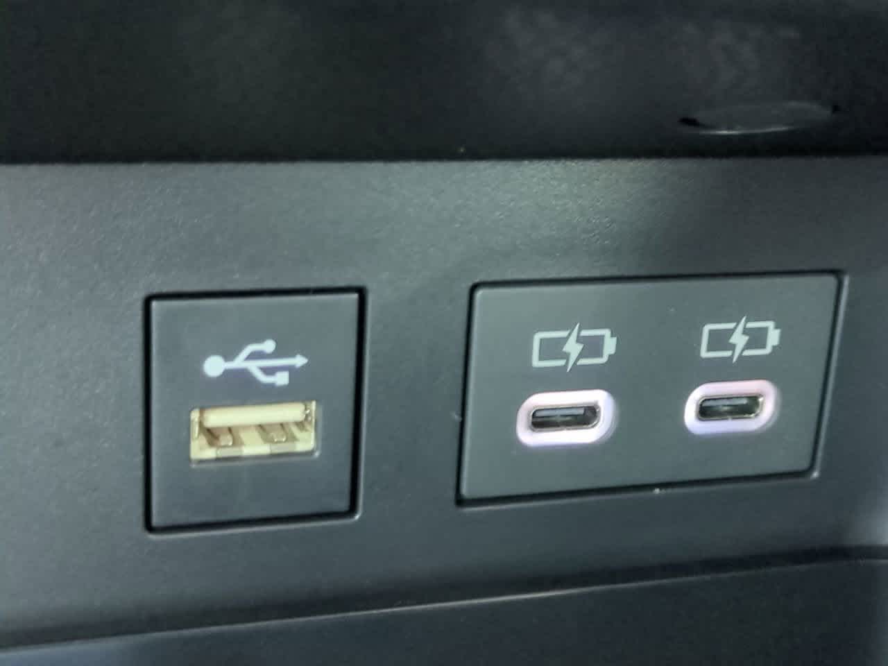 Thumbnail: 2025 Toyota Camry - 20