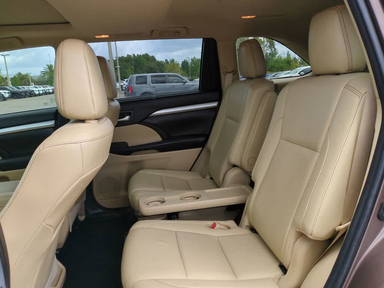 2018 Toyota Highlander XLE 14