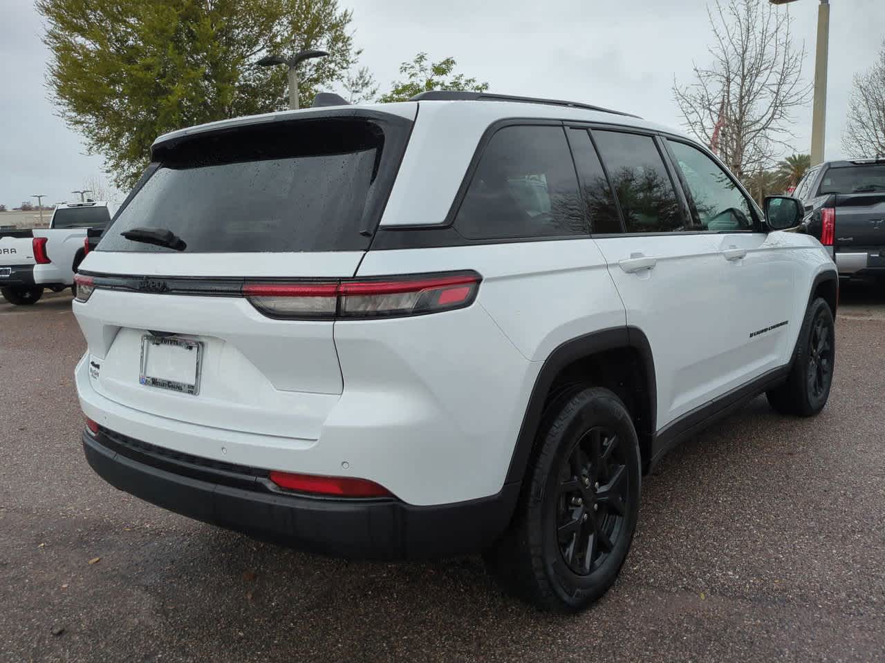 Thumbnail: 2025 Jeep Grand Cherokee - 6