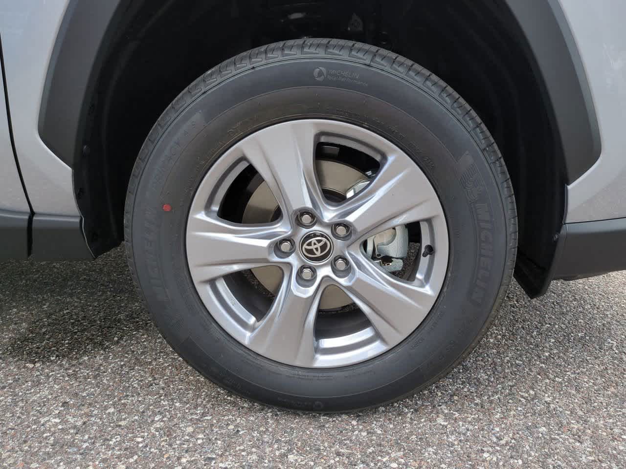 Thumbnail: 2025 Toyota RAV4 - 11