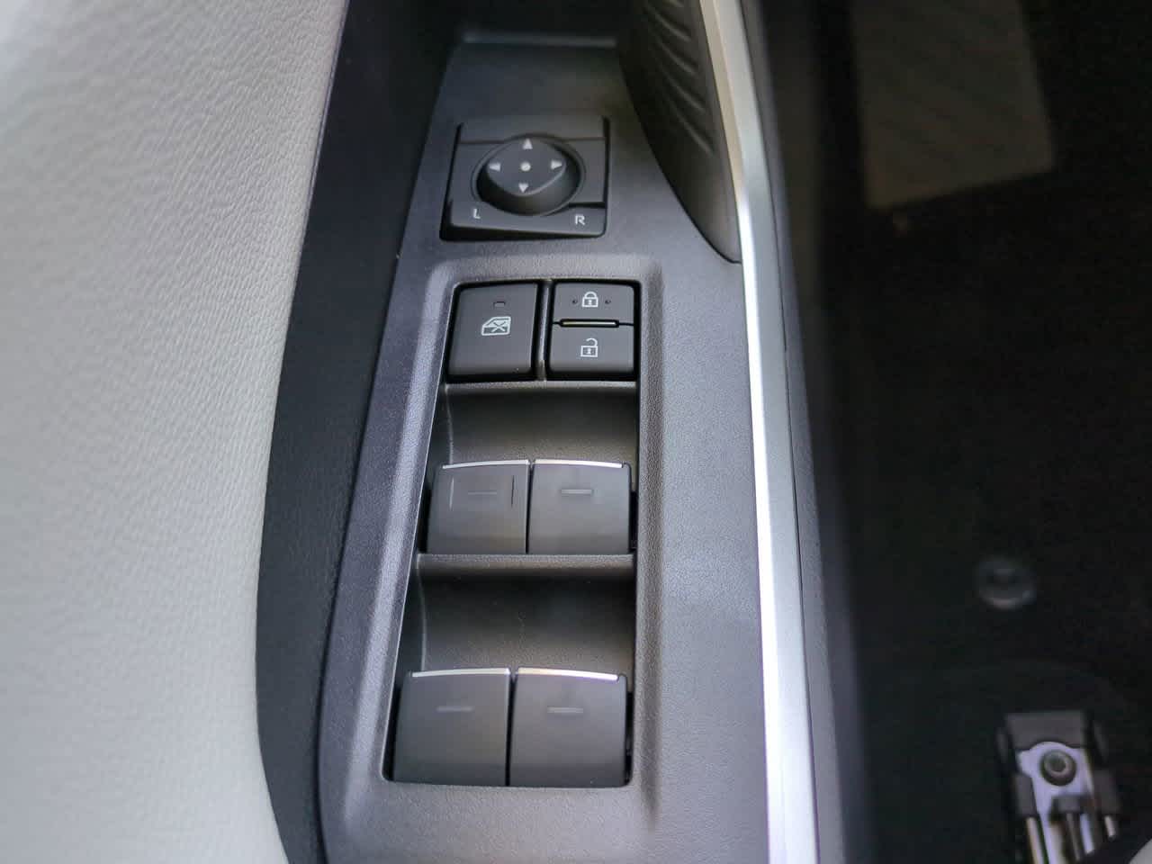 Thumbnail: 2025 Toyota RAV4 - 22