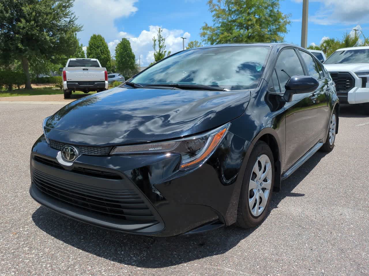 Thumbnail: 2025 Toyota Corolla - 2