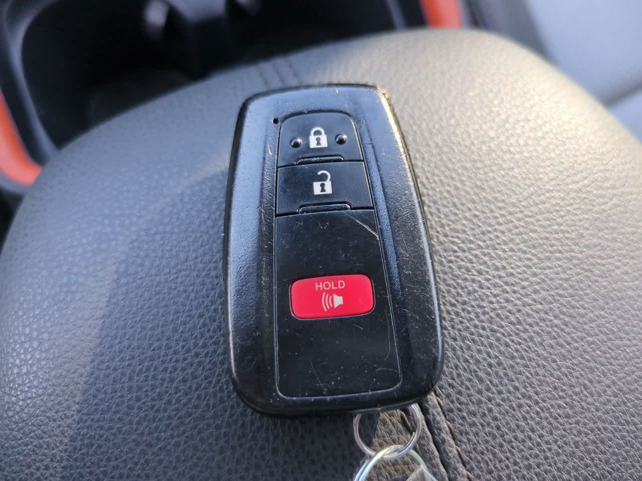 Thumbnail: 2020 Toyota RAV4 - 26