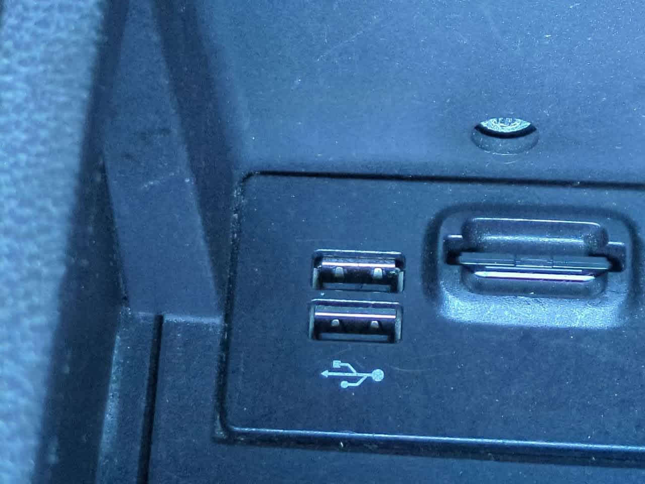 Thumbnail: 2013 Ford Focus - 21