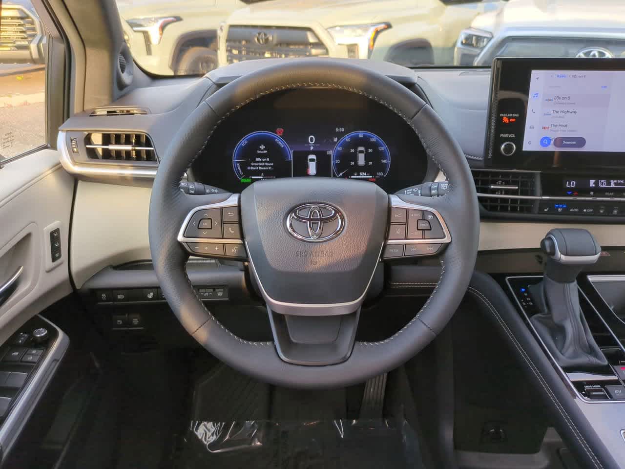 Thumbnail: 2025 Toyota Sienna - 15