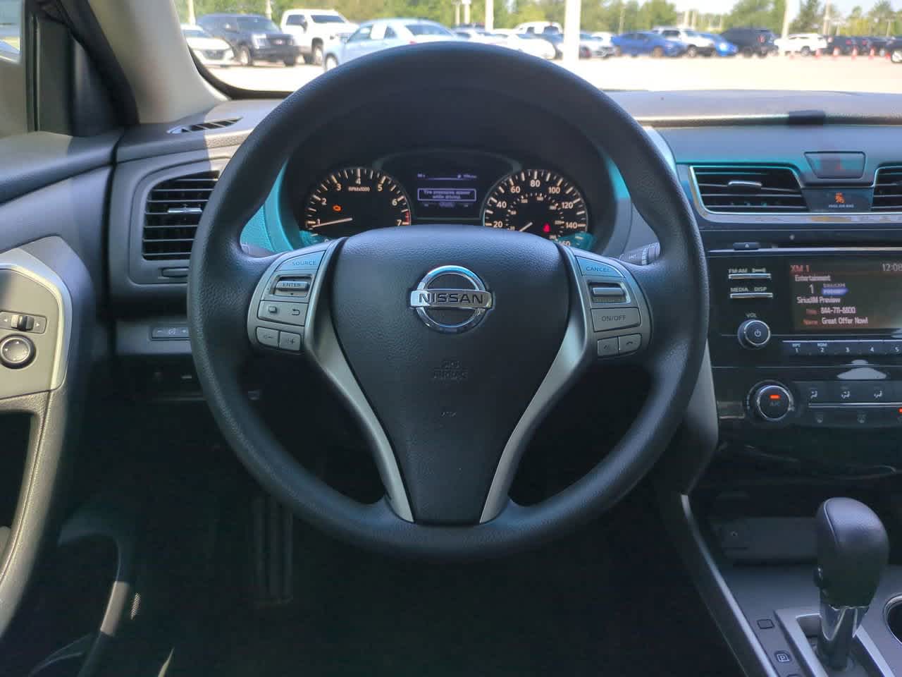Thumbnail: 2015 Nissan Altima - 15