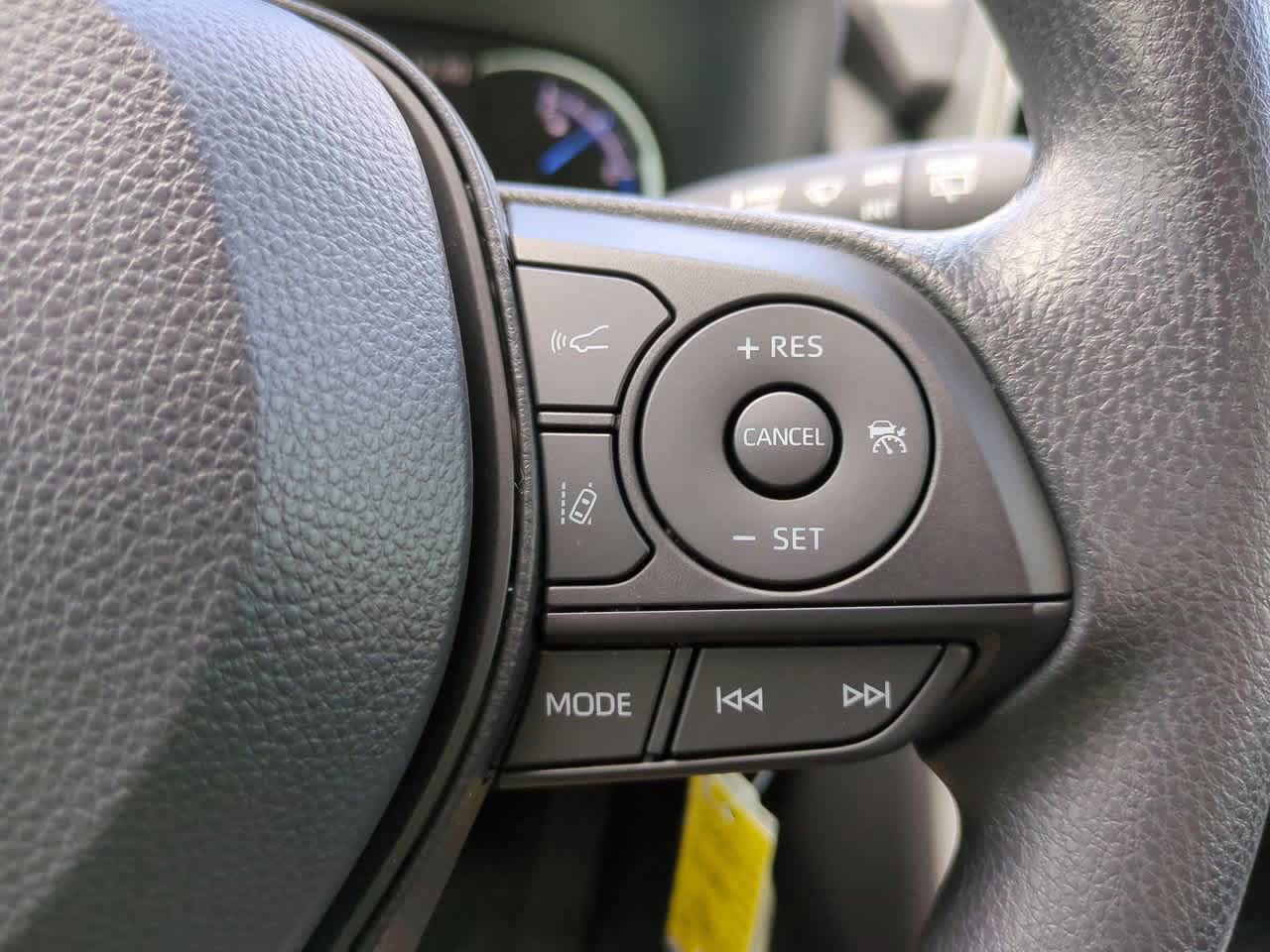 Thumbnail: 2025 Toyota RAV4 - 23