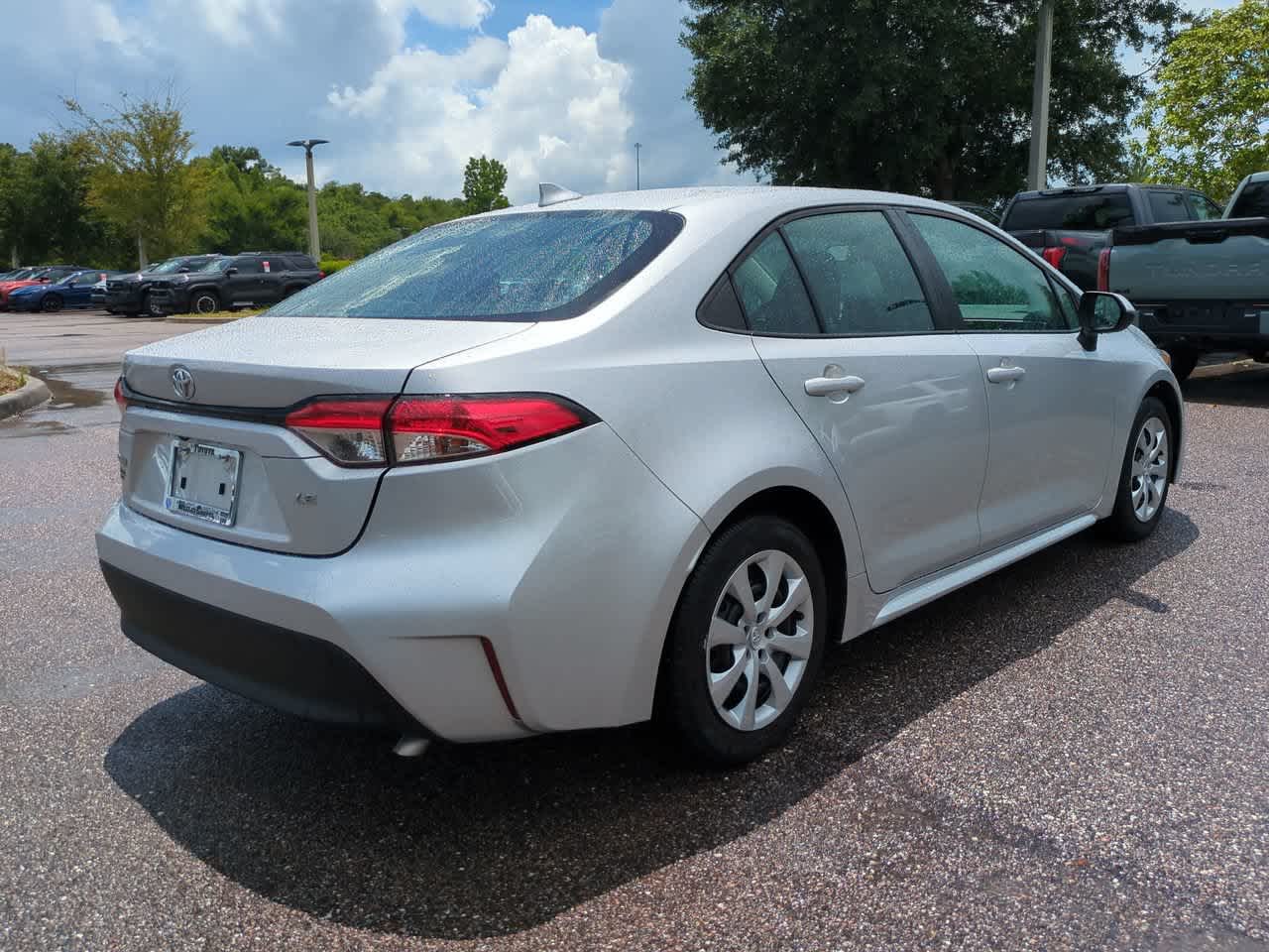 Thumbnail: 2023 Toyota Corolla - 6